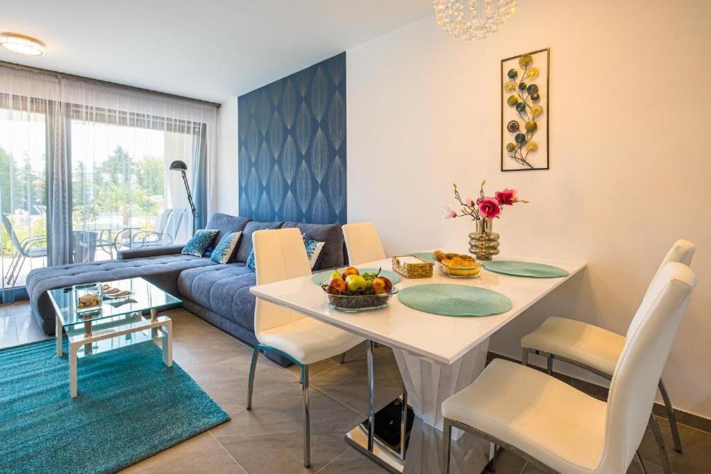 Fuered Luxury Apartman With Private Pool 巴拉顿菲赖德 外观 照片